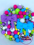 ACRYLIC SILICONE BEAD MIX W/JUMBO BOWS #61 (30ct)
