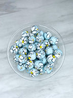 P583 BABY BLUE BIG DAISY 15MM PRINT (10ct)