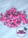 D11 BEADABLE JUMBO SILICONE BOW PINK LEOPARD HEARTS (1ct)