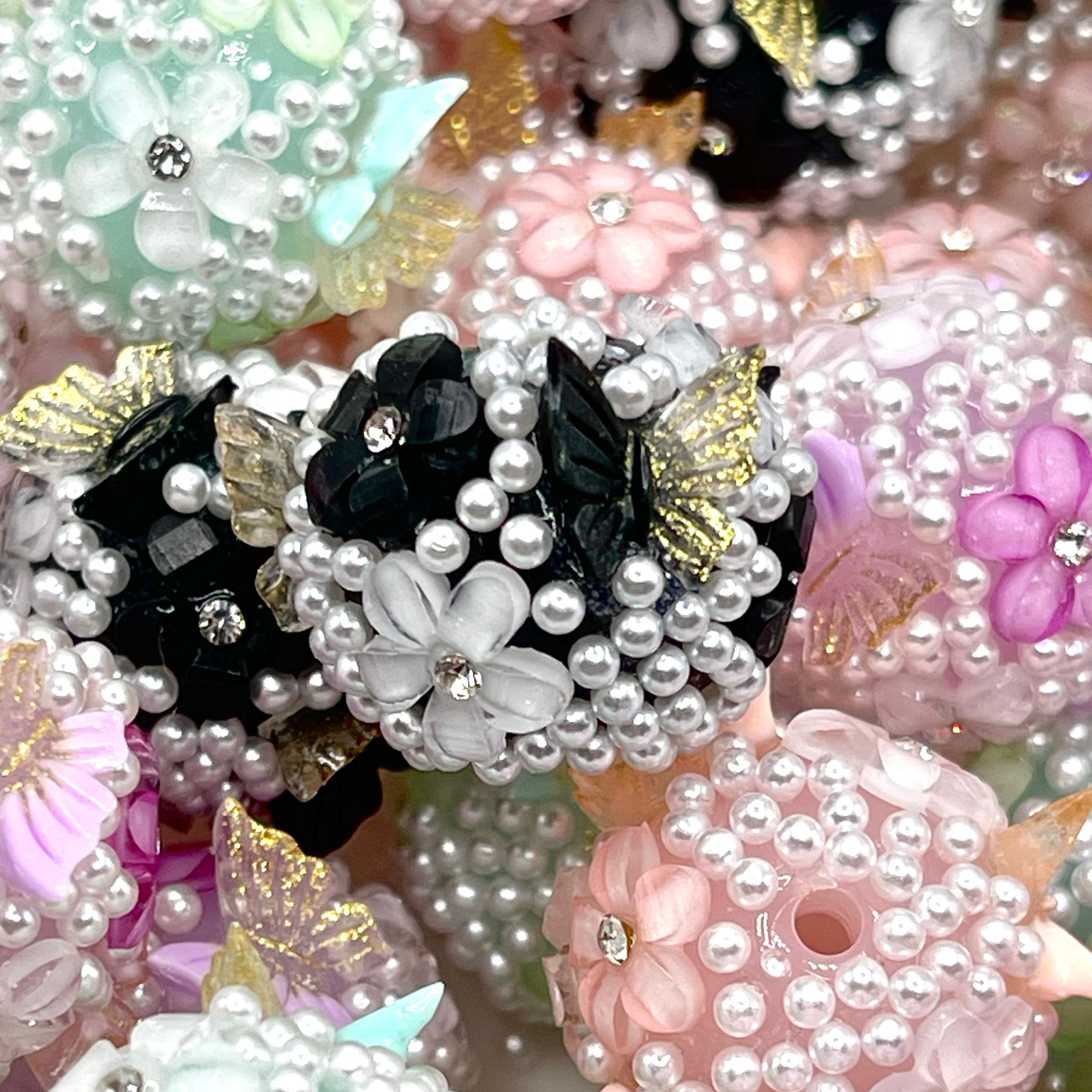 Butterflies Are Flying Flowers Fancy Acrylic Beads