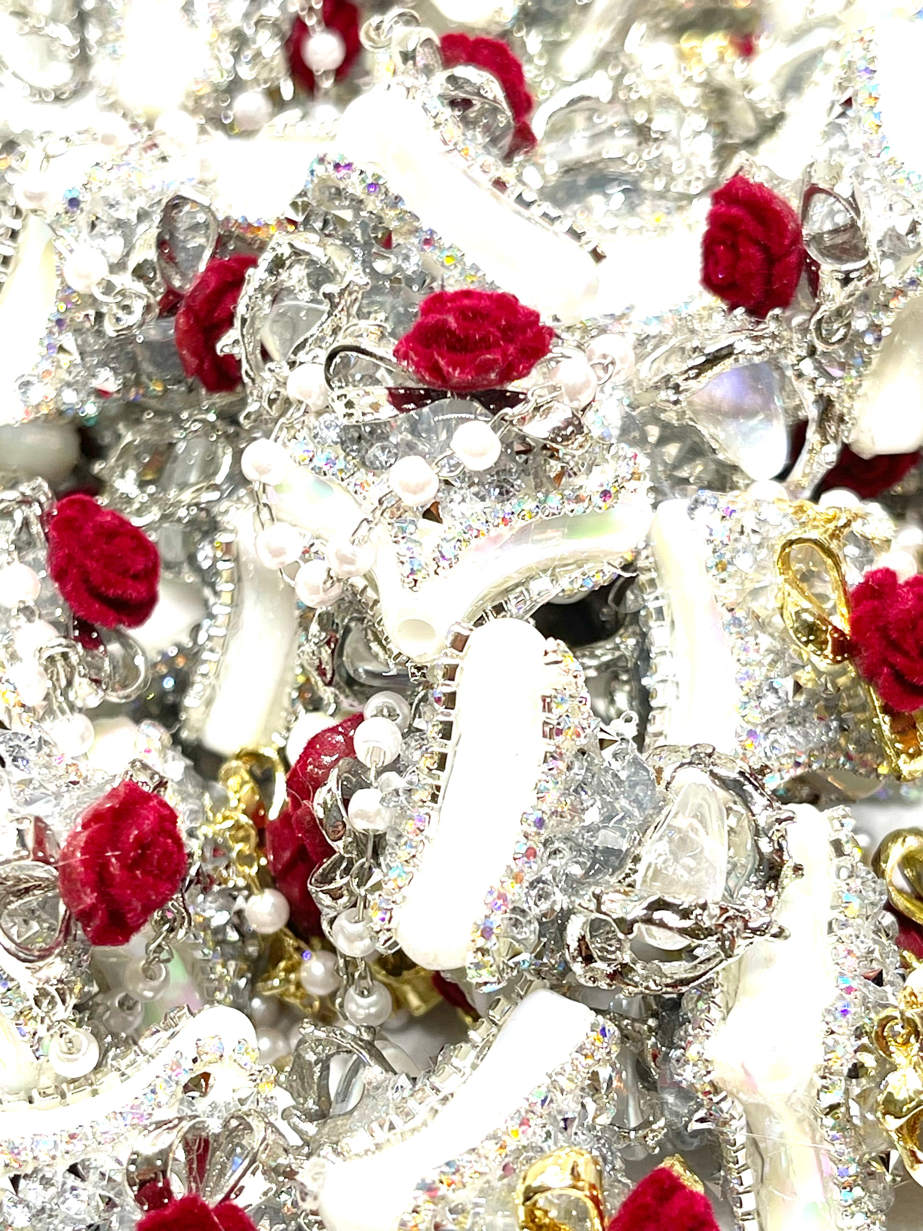 Peace Rose Rhinestone Luxury Beads - 2pcs