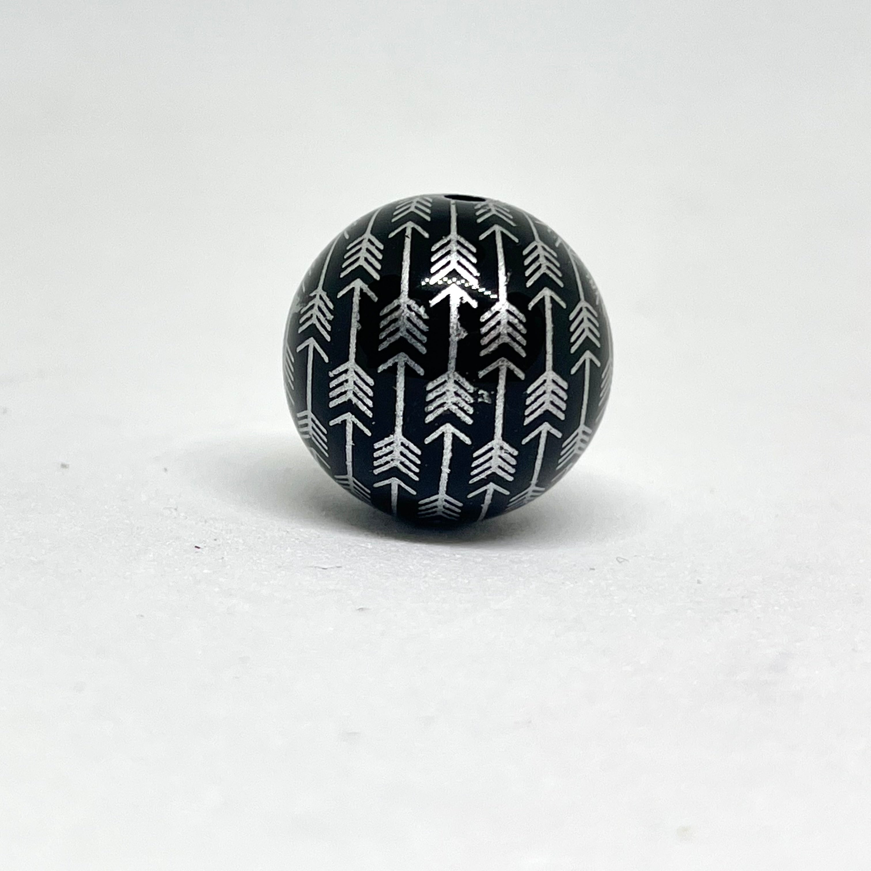 Cupid's Arrow Print Acrylic Beads