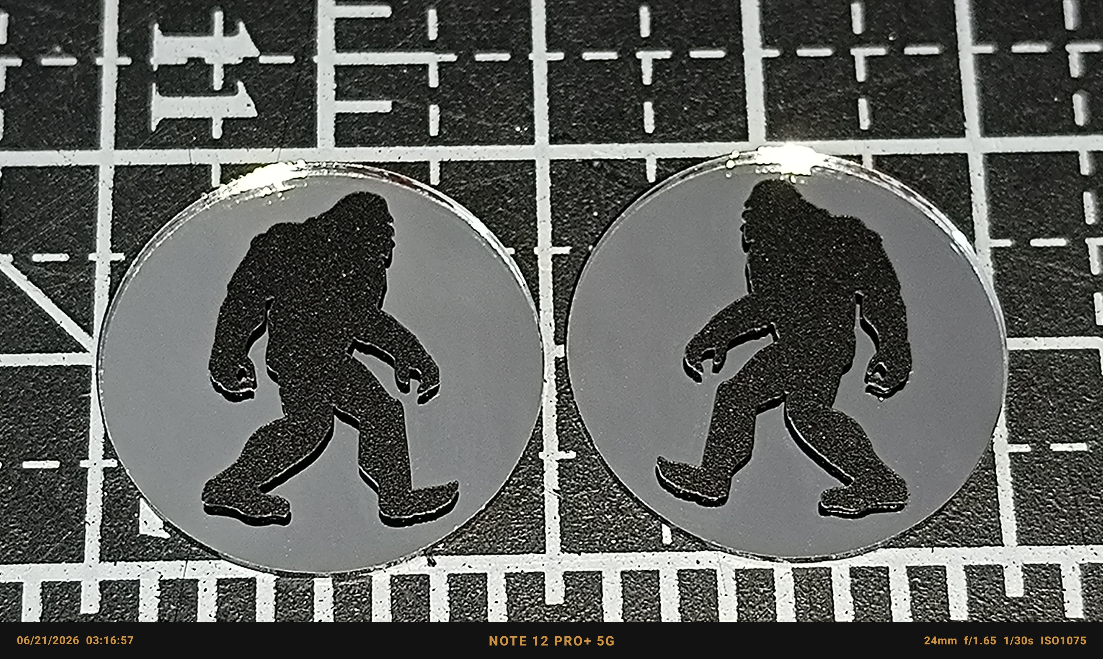 Big Foot Mirror Cabs
